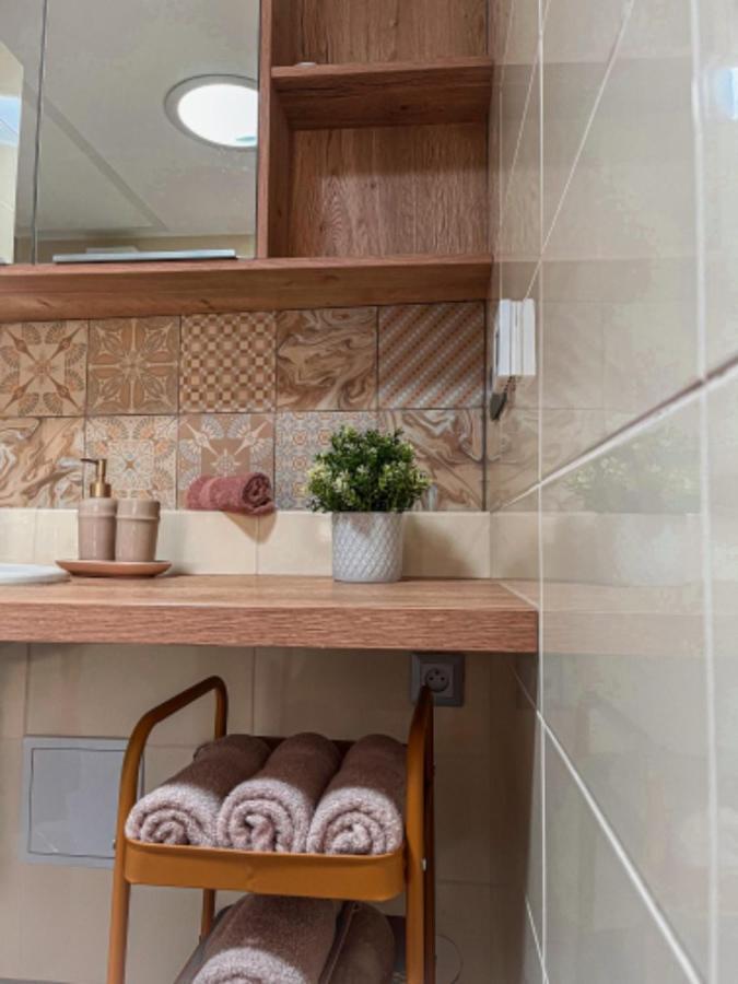 Apartman Niklan Rožnov pod Radhoštěm Exteriör bild