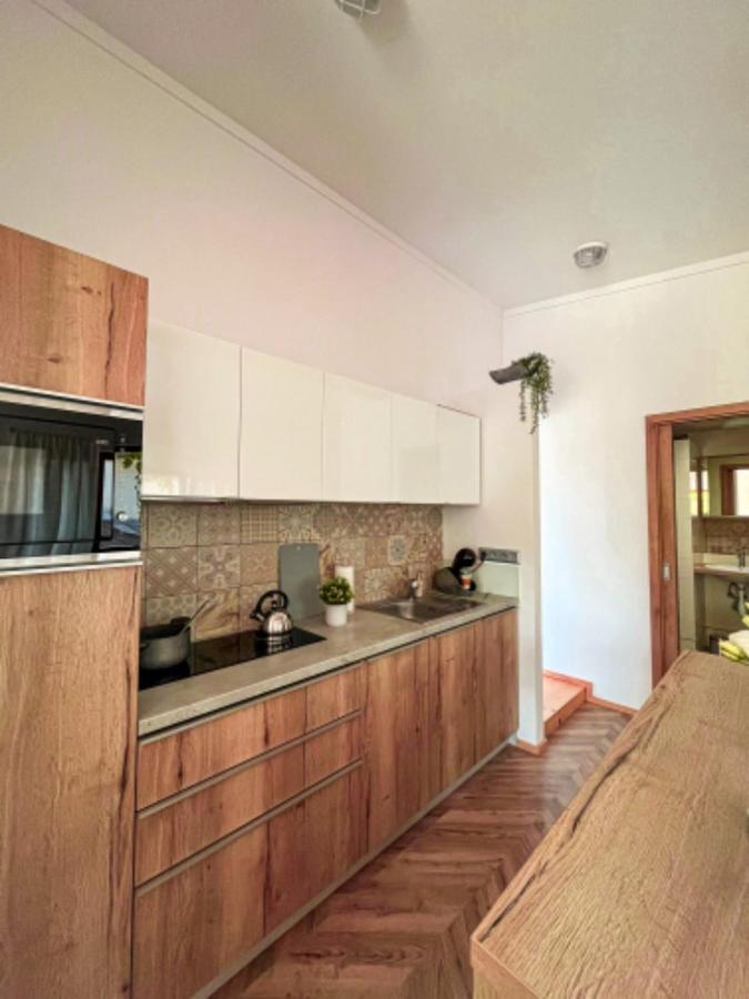 Apartman Niklan Rožnov pod Radhoštěm Exteriör bild