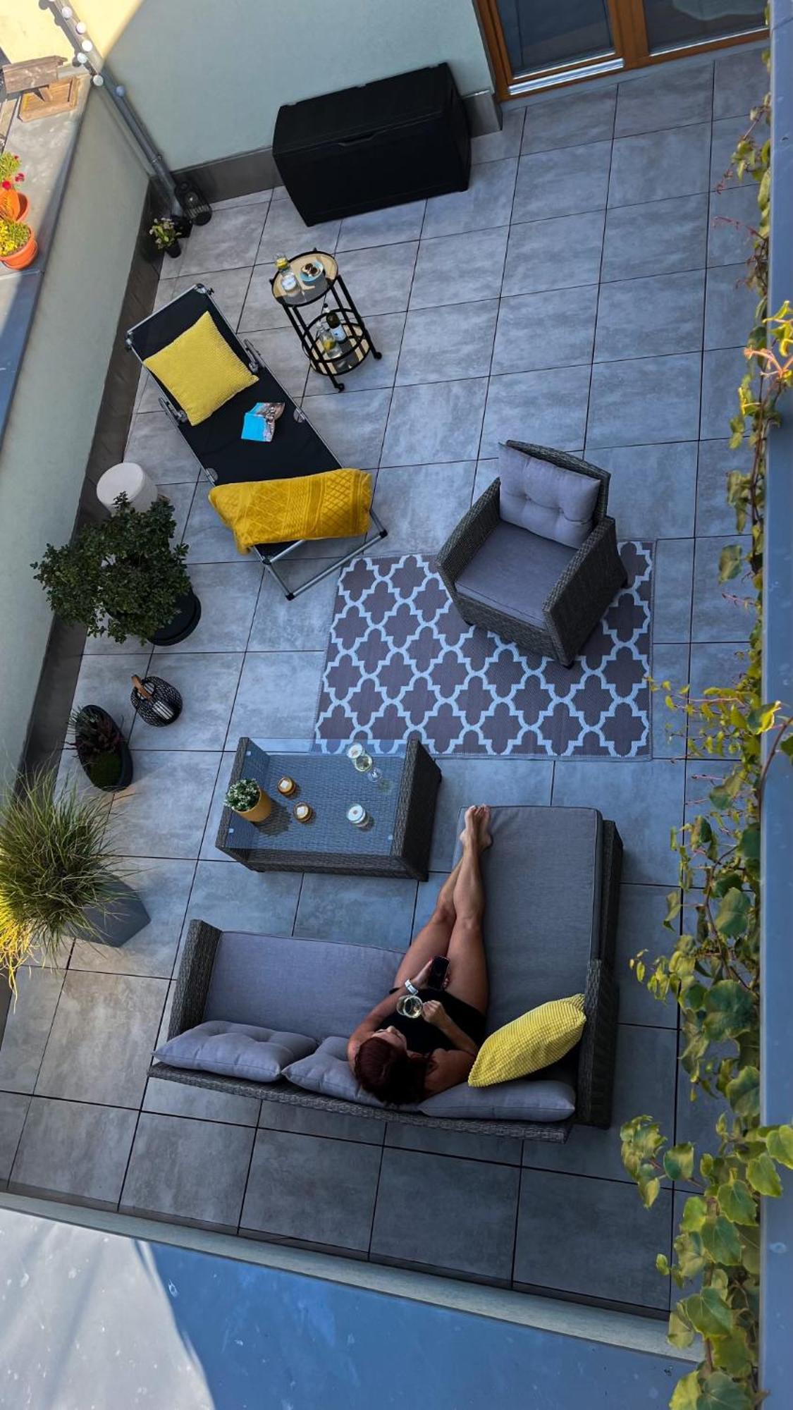 Apartman Niklan Rožnov pod Radhoštěm Exteriör bild